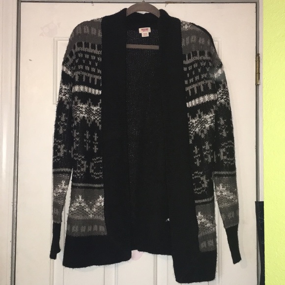 Mossimo Supply Co. Sweaters - Cute cardigan for fall